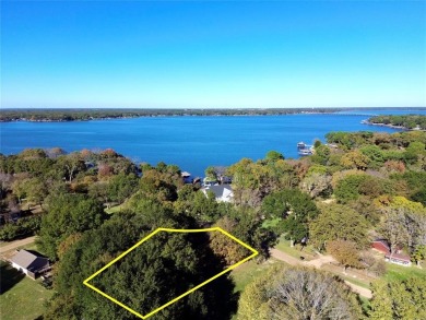 Lake Lot For Sale in Mabank, Texas