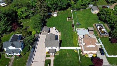 I am excited to share the details of a truly immaculate, move-in - photo 26