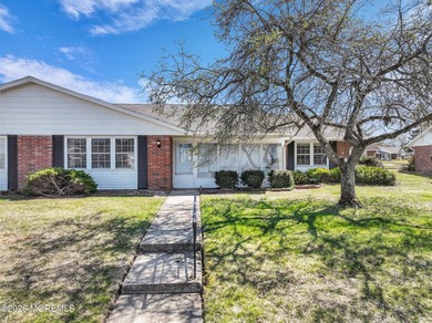 Welcome to this lakefront Regency model in the gated 55+ - photo 31