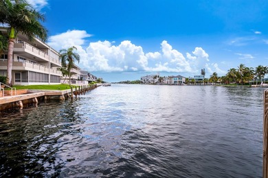 Rare oceanfront corner penthouse with sweeping views up and down - photo 34