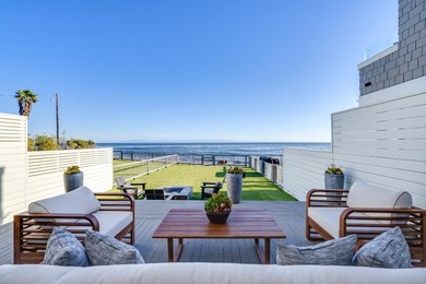 If you are searching for a protected coastal property in Santa - photo 50