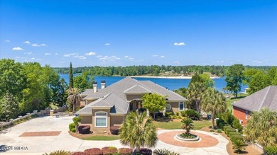 Custom-Built, one owner home with breath taking views on Lake - photo 6