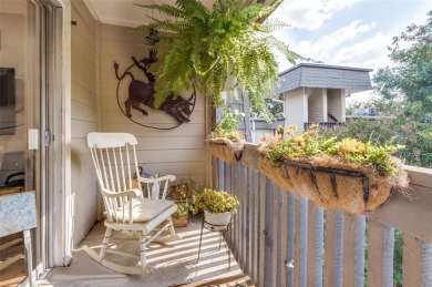 (private lake, pond, creek) Condo For Sale in Dallas Texas