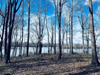 Alabama River Lot Active Under Contract in Montgomery Alabama