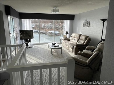 Awesome 3 bedroom 3 bath condo unit with the perfect much - photo 4