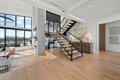 A striking custom-built modern residence overlooking the lake - photo 10