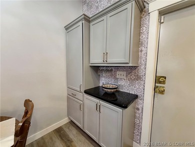 Nestled on 6.1 private acres, this exceptional 2 bed 2 1/2 bath - photo 10