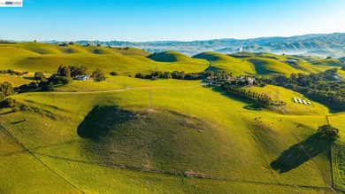 Over 20 acres of stunning land in the Bay Area with 360-degree - photo 11