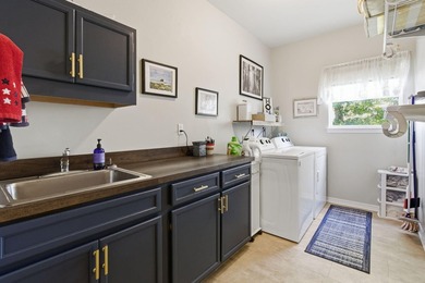 Motivated Seller, bring your offer! Don't miss this incredible - photo 11