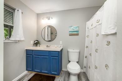 Lakefront Retreat - Modern 3 Bed, 2 Bath Home Built in 2022 - photo 12