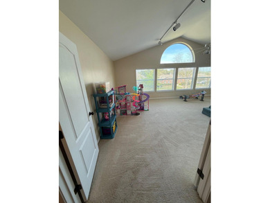 Motivated Seller, bring your offer! Don't miss this incredible - photo 25
