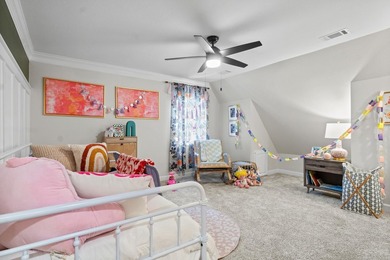 Welcome to this beautifully remodeled modern European home - photo 26
