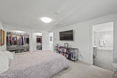 Birchwood Village townhouse! A must-see unit-extensively - photo 30