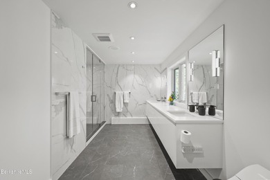 Birchwood Village townhouse! A must-see unit-extensively - photo 31