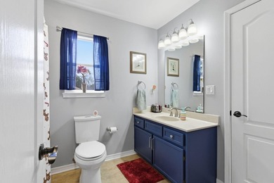 Motivated Seller, bring your offer! Don't miss this incredible - photo 32