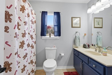 Motivated Seller, bring your offer! Don't miss this incredible - photo 33