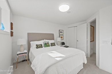 Birchwood Village townhouse! A must-see unit-extensively - photo 35