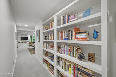 Birchwood Village townhouse! A must-see unit-extensively - photo 41