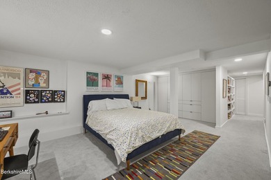 Birchwood Village townhouse! A must-see unit-extensively - photo 42