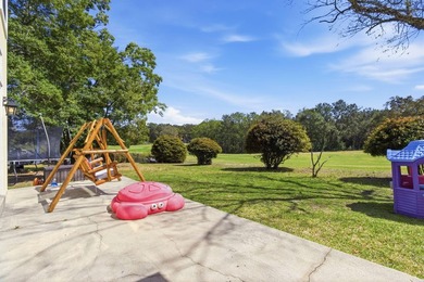Motivated Seller, bring your offer! Don't miss this incredible - photo 43
