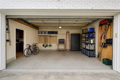Rebuilt in 2004, this stunning residence sits on an oversized 7 - photo 47