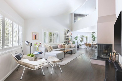 Beautifully renovated and move-in ready, this Westhampton - photo 2
