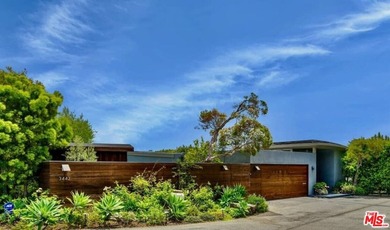 3442 Cloudcroft Dr, Malibu is uniquely positioned on a 15,278 - photo 15