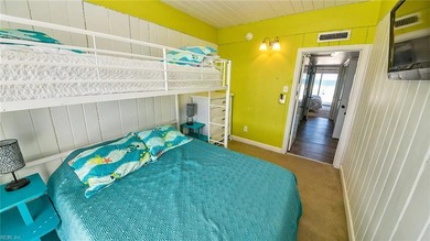 A true Sandbridge Original Flat-Top Oceanfront built like a - photo 33