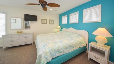 A true Sandbridge Original Flat-Top Oceanfront built like a - photo 38