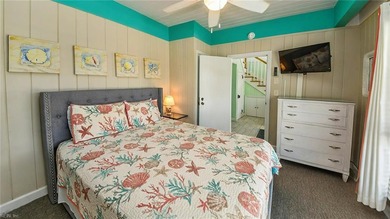 A true Sandbridge Original Flat-Top Oceanfront built like a - photo 41