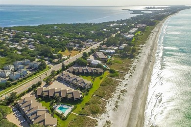 Experience breathtaking beach and Gulf views from this spacious - photo 3