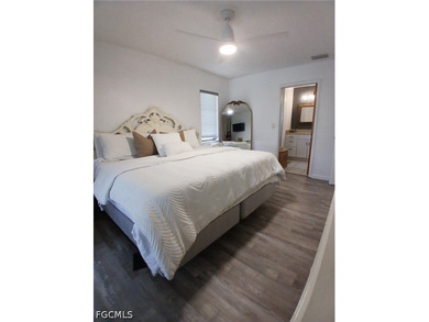 Private Country Living with Modern Updates on 2.5 Acres! Escape - photo 17