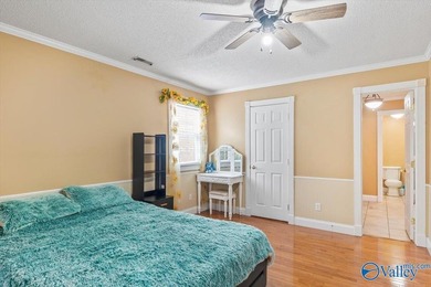 Discover this exceptional 4-bedroom, 4-bath home offering over - photo 22
