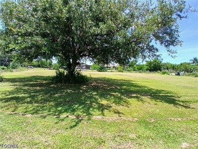Private Country Living with Modern Updates on 2.5 Acres! Escape - photo 33