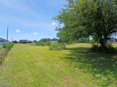 Private Country Living with Modern Updates on 2.5 Acres! Escape - photo 36