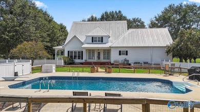 Discover this exceptional 4-bedroom, 4-bath home offering over - photo 44