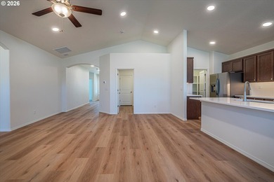 Motivated seller. Brand new 3 bedroom, 2 bathroom home offering - photo 7