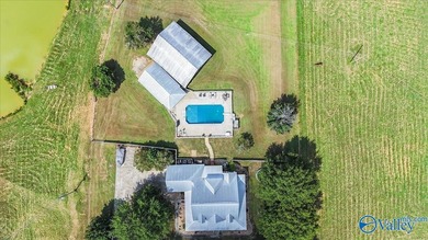 Discover this exceptional 4-bedroom, 4-bath home offering over - photo 48