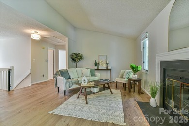 Enjoy low maintenance living and a prime location! Spacious - photo 4