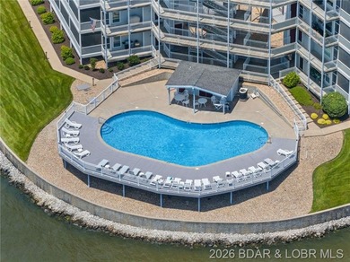 WALK-IN-NO STEPS LAKE LIVING! Experience effortless lakeside