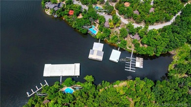 Enjoy treehouse-style living with true lakefront views and all - photo 39