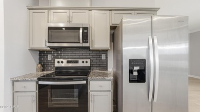 Under Contract - Taking Backups the phrase 'CURRENTLY UNDER - photo 4