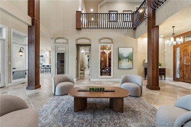 Experience exceptional craftsmanship & timeless design in this - photo 13