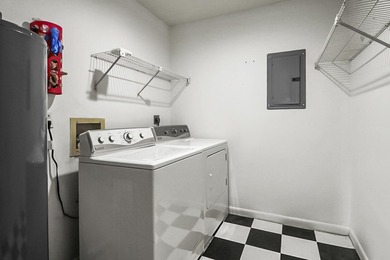 Best kept secret in Palm City, Lovely 3 bedroom townhome, two - photo 17