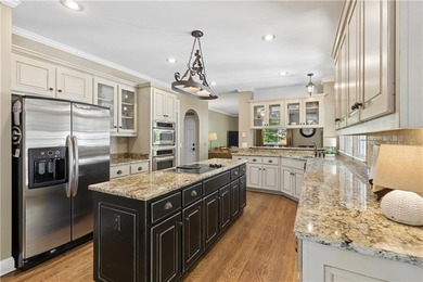 Southern Charm Meets Storybook Setting - Welcome to a truly - photo 18