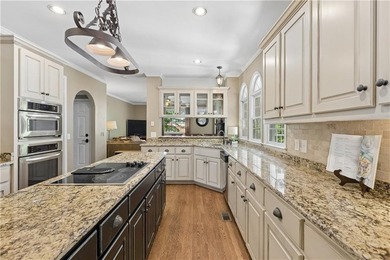 Southern Charm Meets Storybook Setting - Welcome to a truly - photo 22