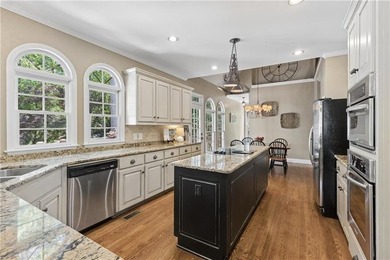 Southern Charm Meets Storybook Setting - Welcome to a truly - photo 24