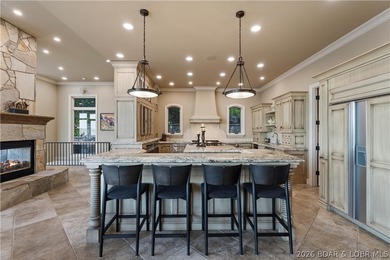 Experience exceptional craftsmanship & timeless design in this - photo 25