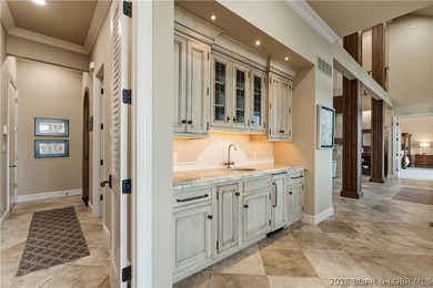 Experience exceptional craftsmanship & timeless design in this - photo 31