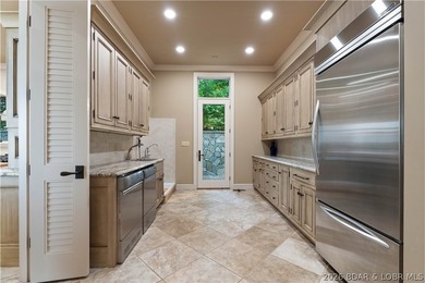 Experience exceptional craftsmanship & timeless design in this - photo 33